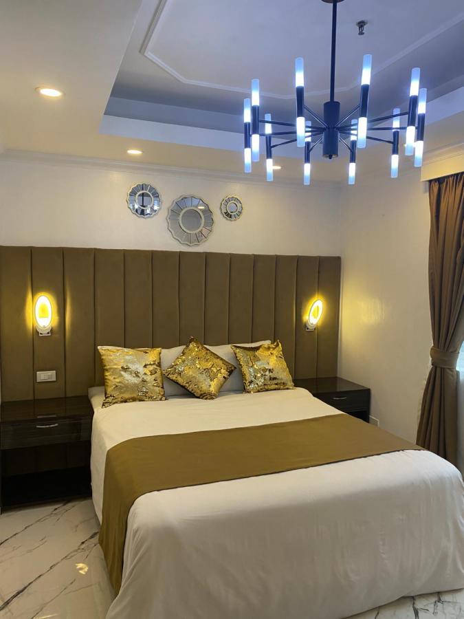 Isabelle Royale Suites Makati Manille Extérieur photo