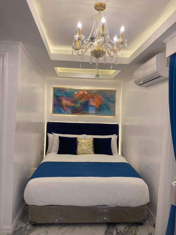 Isabelle Royale Suites Makati Manille Extérieur photo
