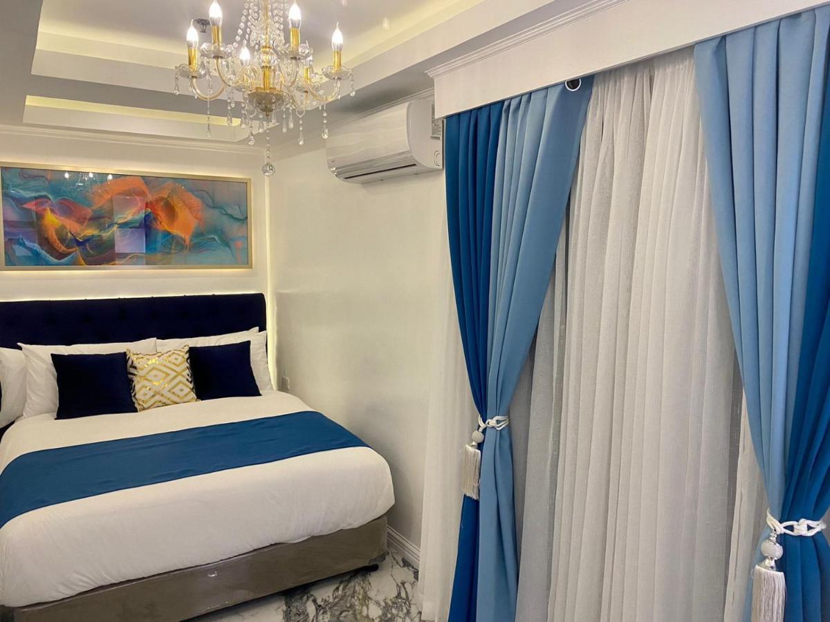 Isabelle Royale Suites Makati Manille Extérieur photo