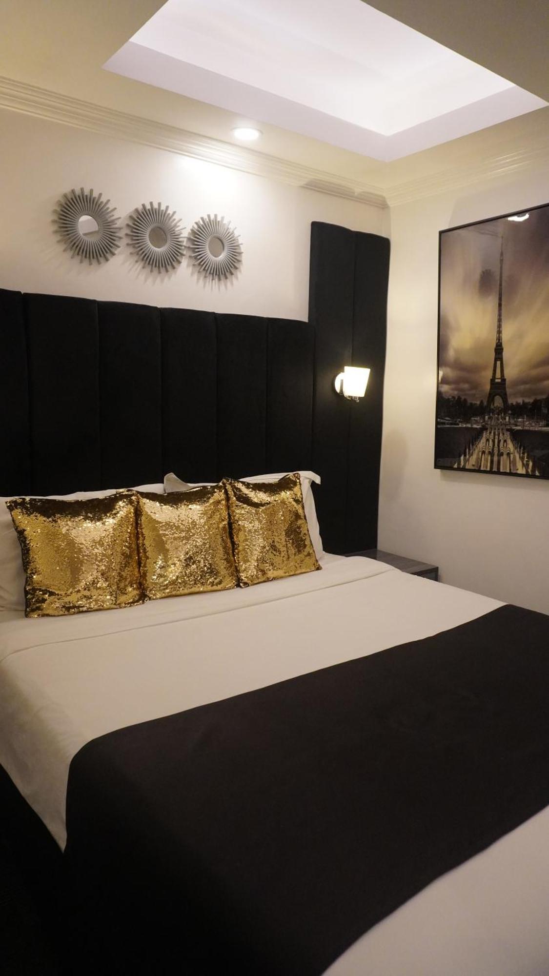 Isabelle Royale Suites Makati Manille Extérieur photo