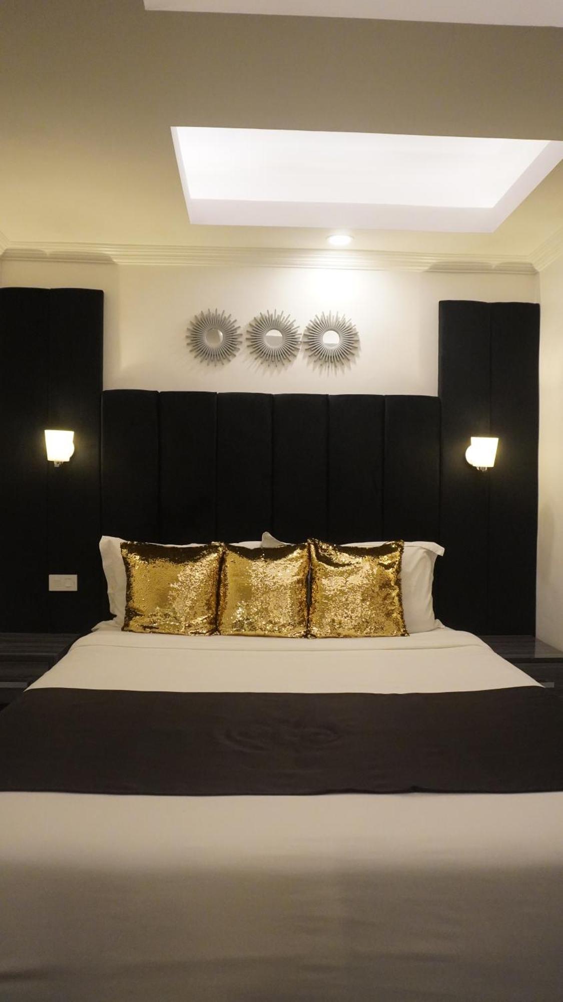Isabelle Royale Suites Makati Manille Extérieur photo