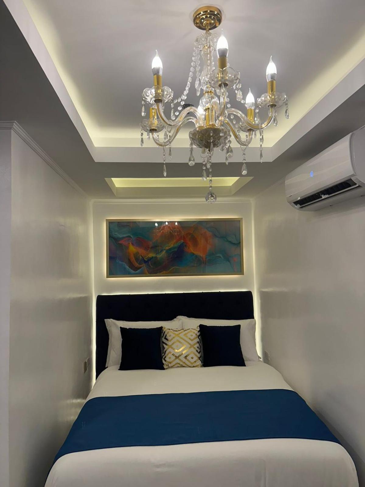 Isabelle Royale Suites Makati Manille Extérieur photo