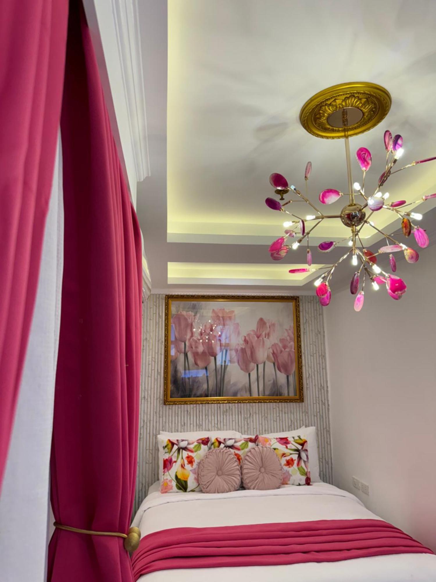 Isabelle Royale Suites Makati Manille Extérieur photo