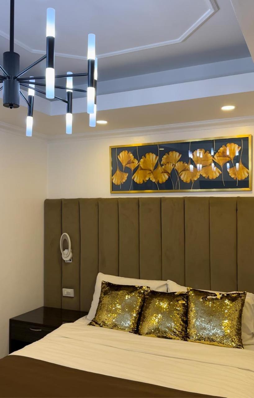 Isabelle Royale Suites Makati Manille Extérieur photo